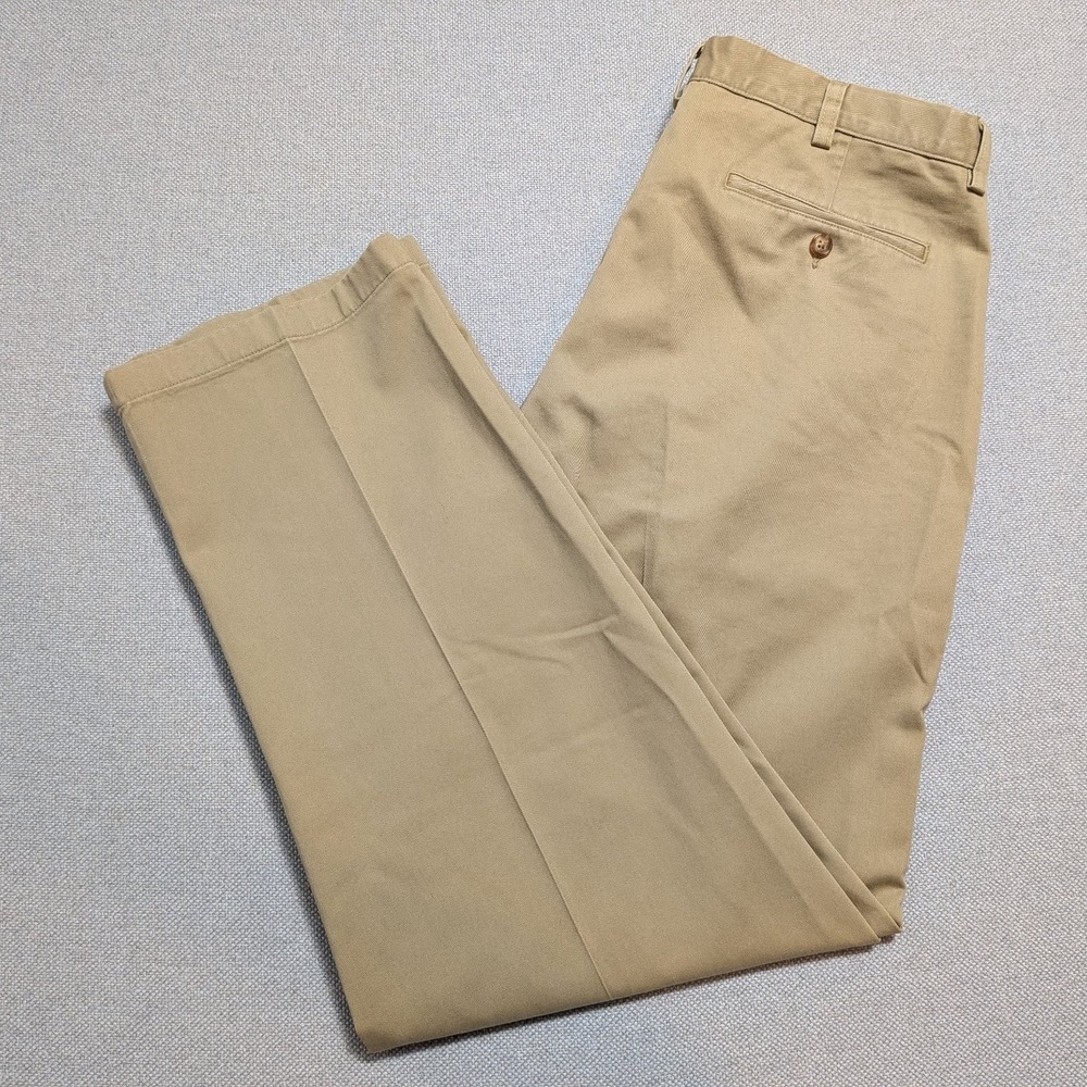 L.L.Bean Comfort Waist Mens Pants Khaki 35x32 Woven Pleated Pockets Breathable